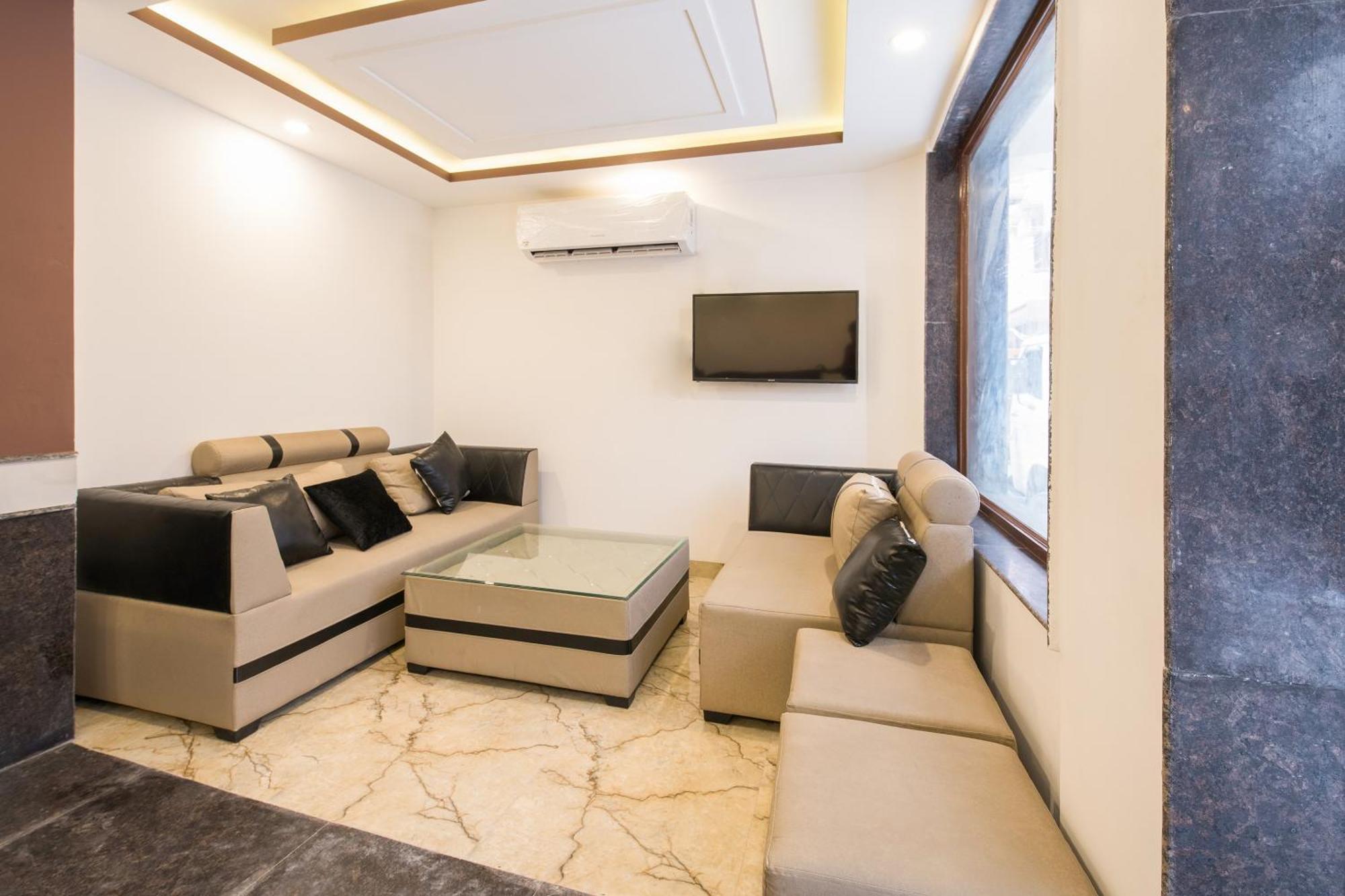 Hotel O Melfort New Delhi Exterior photo