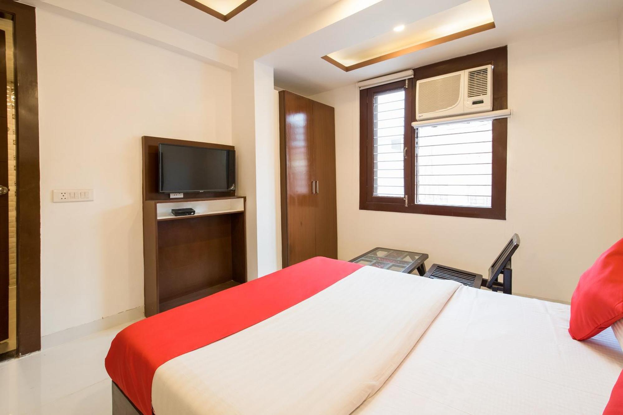 Hotel O Melfort New Delhi Exterior photo